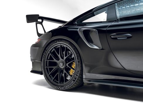 Used 2018 Porsche 911 GT2 RS RWD image 14