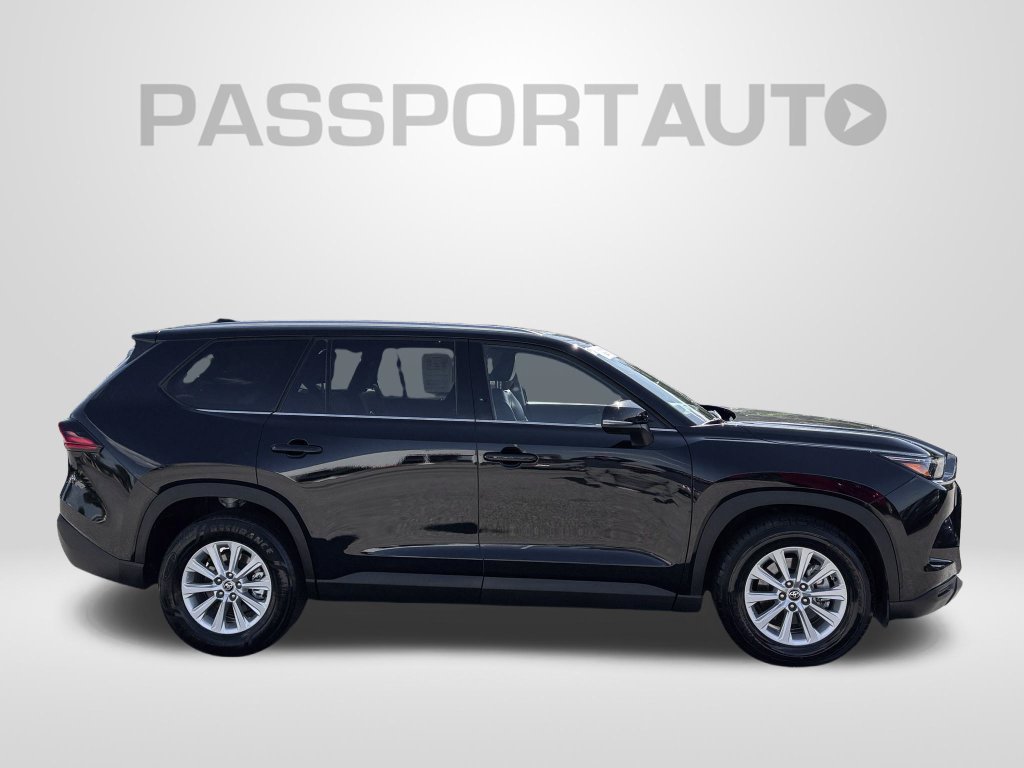 Certified 2025 Toyota Grand Highlander AWD image 9