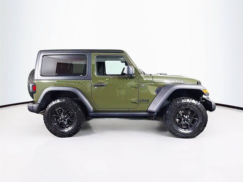Used 2024 Jeep Wrangler Sport AWD/4WD image 12