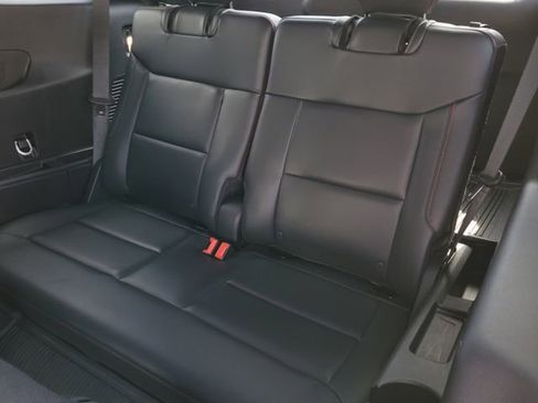 Used 2025 Ford Explorer ST AWD/4WD image 12