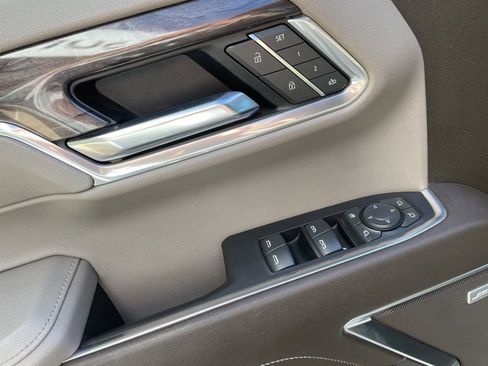 Used 2022 Chevrolet Silverado 1500 LTZ w/ LTZ Convenience Package II image 32