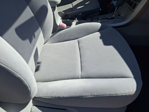 Used 2012 Toyota Corolla LE image 29