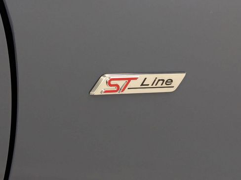 New 2026 Ford Escape ST-Line Select w/ Equipment Group 401A image 37