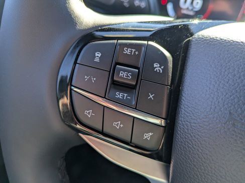 New 2026 Ford Explorer Platinum image 18