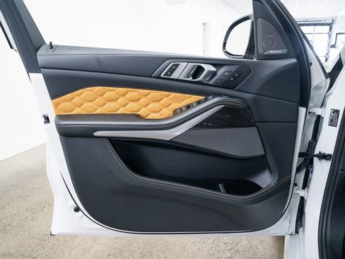 Used 2022 BMW X5 M Base w/ Competition Package 2 image 17