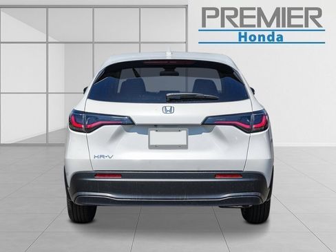 New 2027 Honda HR-V LX image 3