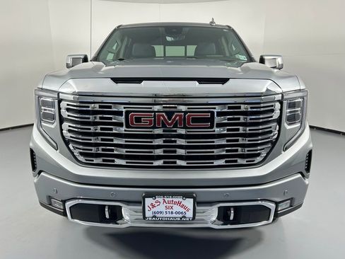 Used 2024 GMC Sierra 1500 Denali w/ Denali Reserve Package image 2