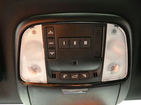 Used 2024 Dodge Durango GT AWD/4WD image 38