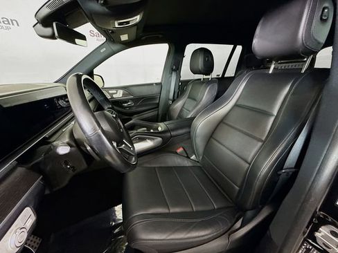Used 2022 Mercedes-Benz GLS 450 4MATIC image 21