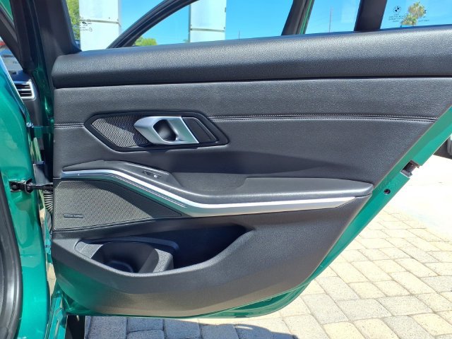 Used 2025 BMW M3 Competition RWD image 27