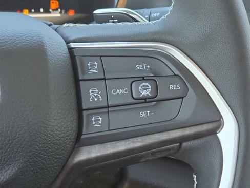 New 2026 Jeep Grand Cherokee Altitude AWD/4WD image 20