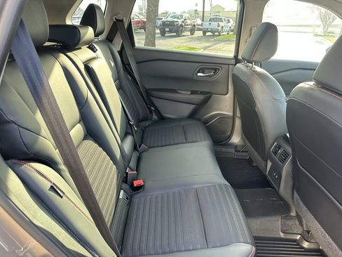 Used 2025 Nissan Rogue SV w/ Rock Creek Premium Package image 22