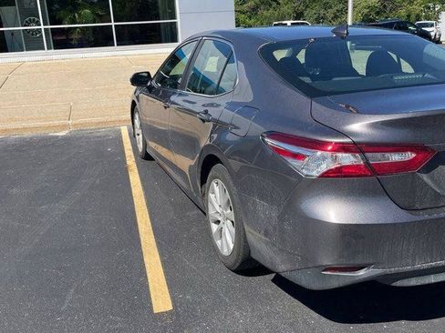 Used 2020 Toyota Camry LE AWD/4WD image 2