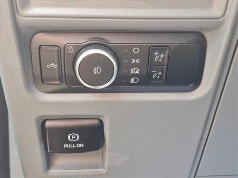 Used 2022 Ford F150 XL w/ Equipment Group 101A High RWD image 22