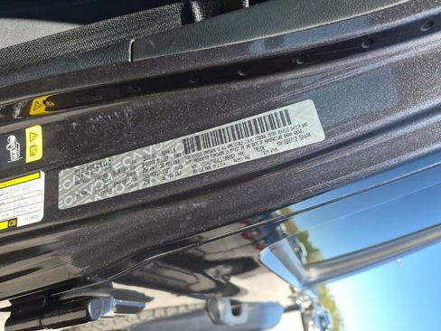 Used 2020 Jeep Gladiator Sport w/ Trailer Tow Package image 7