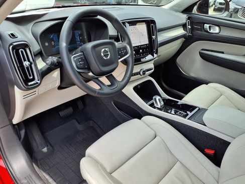 Certified 2023 Volvo XC40 B5 Ultimate w/ Protection Package Premier AWD/4WD image 20