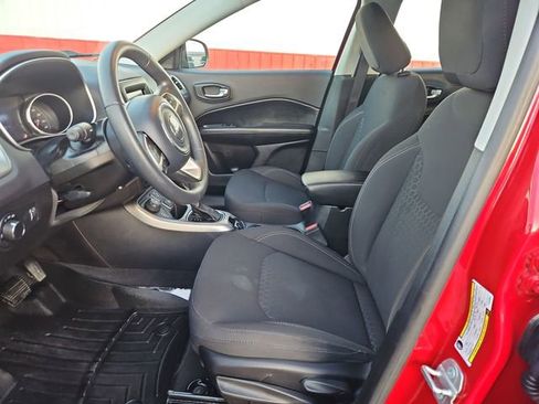 Used 2018 Jeep Compass Sport w/ Tech Group AWD/4WD image 22