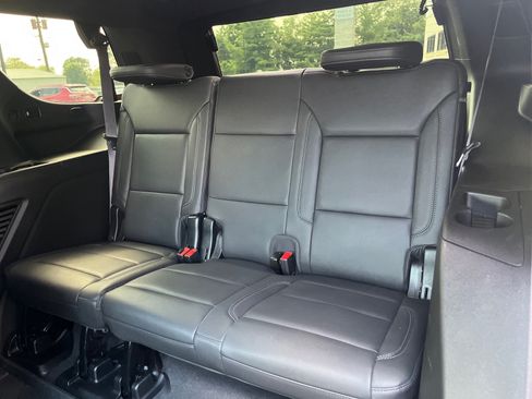 Used 2023 Chevrolet Tahoe LT w/ LT Signature Package AWD/4WD image 17