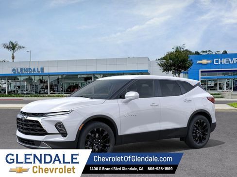 New 2026 Chevrolet Blazer LT w/ LPO, Floor Liner Package FWD image 2
