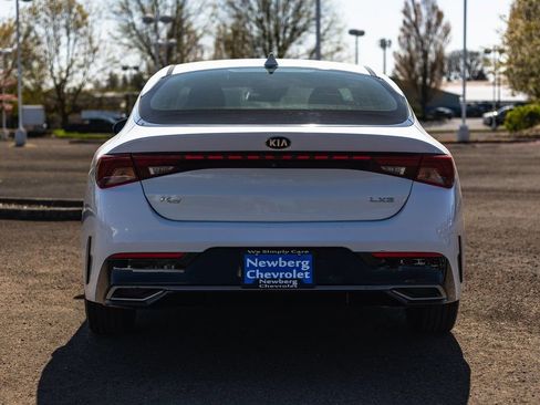 Used 2021 Kia K5 LXS image 11