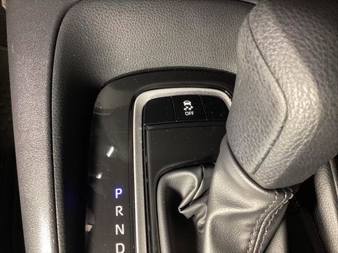 Certified 2025 Toyota Corolla LE image 17