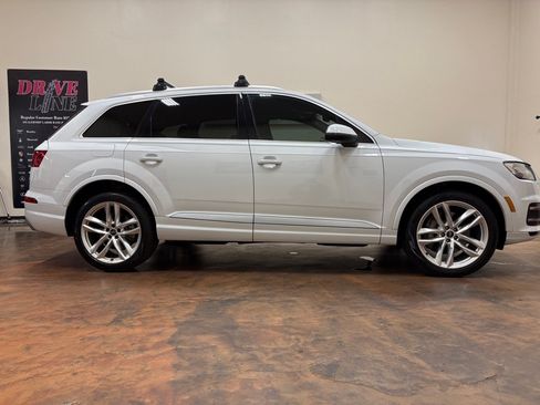 Used 2018 Audi Q7 3.0T Prestige AWD/4WD image 10