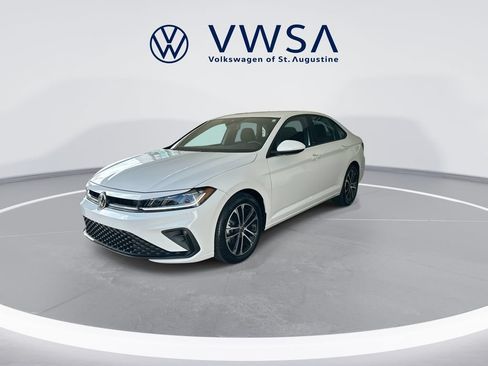 Certified 2026 Volkswagen Jetta Sport FWD image 4
