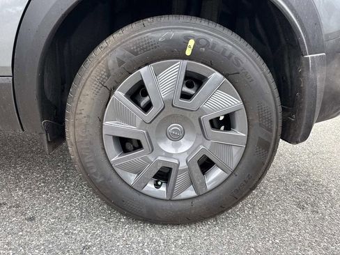 New 2026 Nissan Kicks S FWD image 11