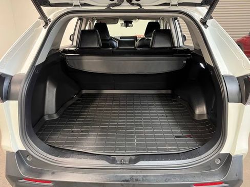 Used 2021 Toyota RAV4 XLE Premium w/ Carpet Mat Package (TMS) image 16