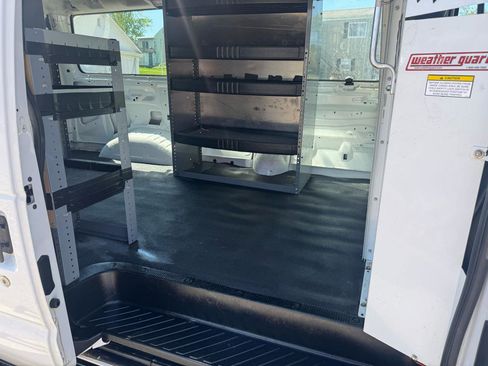 Used 2012 Ford E-250 and Econoline 250 w/ Insulation Pkg RWD image 20