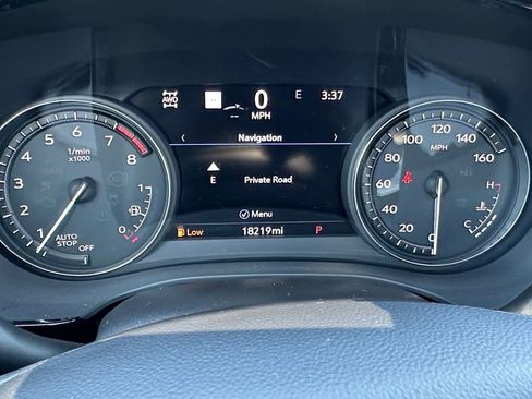 Used 2025 Cadillac XT6 Sport w/ Technology Package image 13