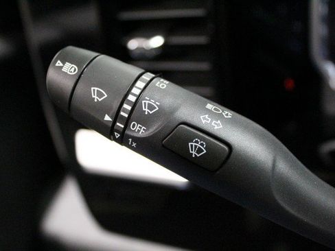 New 2026 GMC Sierra 1500 SLT w/ SLT Premium Plus Package image 22