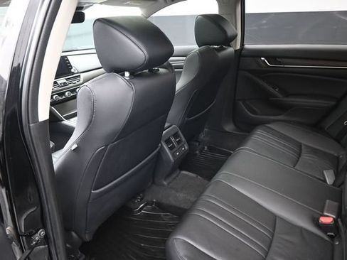 Used 2022 Honda Accord Touring image 23