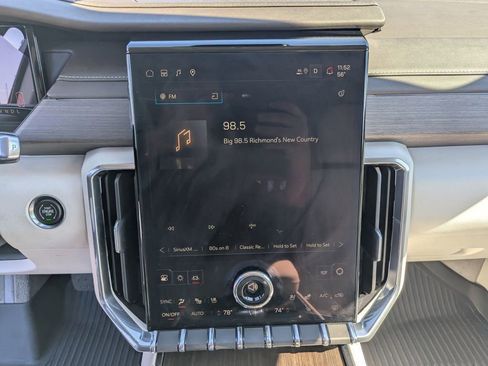 Used 2025 GMC Acadia Denali w/ LPO, Floor Liner Package image 23