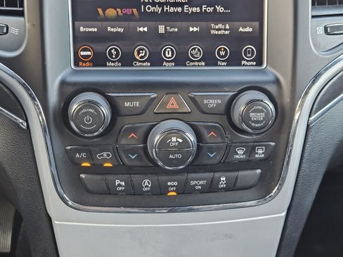 Used 2018 Jeep Grand Cherokee Limited RWD image 17