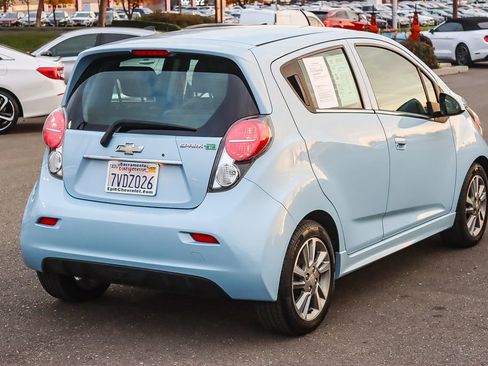 Used 2015 Chevrolet Spark LT image 4