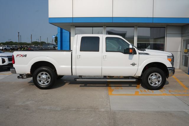 Used 2016 Ford F250 Lariat w/ Lariat Ultimate Package AWD/4WD image 30