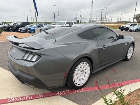 Used 2026 Ford Mustang GT Premium w/ GT Performance Package image 3