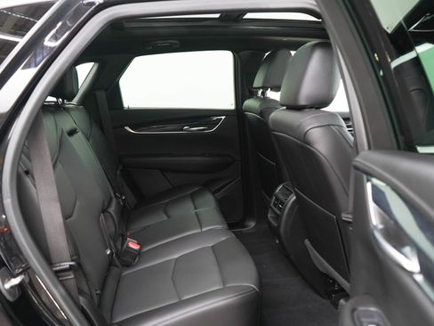 Used 2022 Cadillac XT5 Premium Luxury AWD/4WD image 12