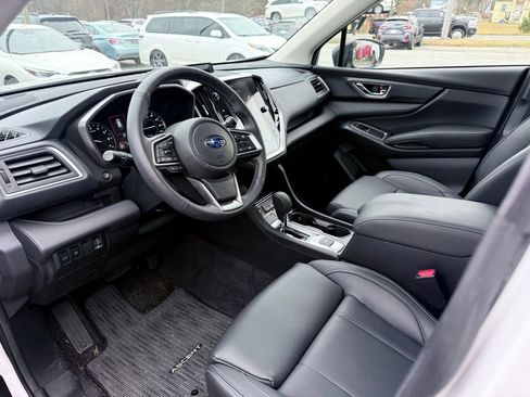Certified 2025 Subaru Ascent Limited image 8