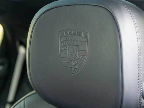 Certified 2023 Porsche Cayenne S image 18