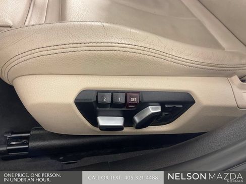 Used 2017 BMW 320i Sedan RWD image 26