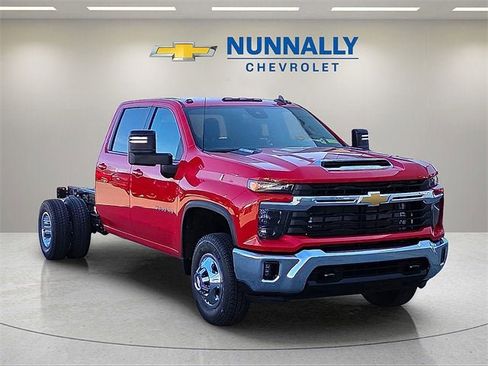 New 2026 Chevrolet Silverado 3500 LT w/ Convenience Package image 7