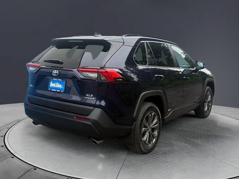 Used 2024 Toyota RAV4 XLE Premium w/ Weather Package AWD/4WD image 5