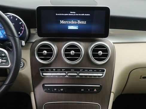Certified 2022 Mercedes-Benz GLC 300 image 14