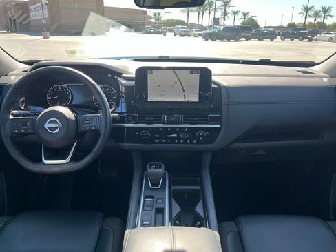 Used 2025 Nissan Pathfinder SL w/ Cargo Package FWD image 11