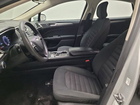 Used 2017 Ford Fusion SE image 17