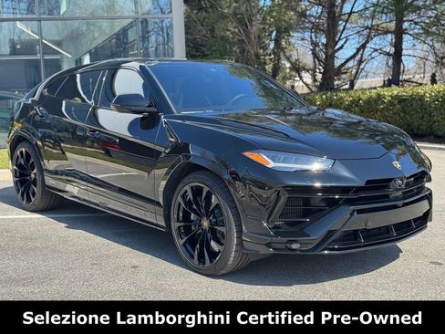 Used 2024 Lamborghini Urus S image 3