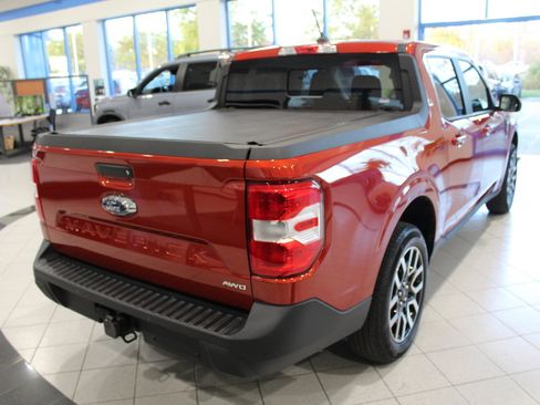Used 2024 Ford Maverick Lariat w/ 4K Tow Package image 5