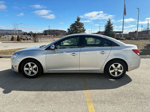 Used 2014 Chevrolet Cruze LT image 8